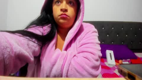 kiimjacson1 online show from December 13, 2024, 9:13 am
