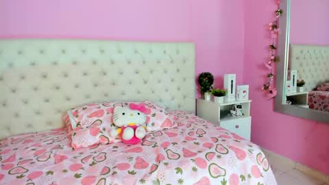 Snapshot of kiitty_horny_ chatting on May 12, 2026, 12:35 pm Melody online show from May 12, 2026, 12:35 pm