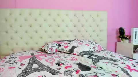 Snapshot of kiitty_horny_ chatting on May 20, 2026, 12:11 pm Melody online show from May 20, 2026, 12:11 pm