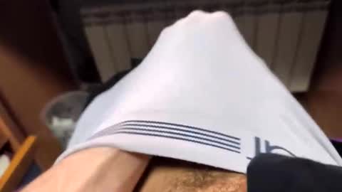 kike572183 online show from April 3, 2026, 8:51 pm