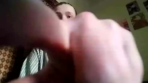 kikibang_ online show from April 14, 2026, 9:26 am