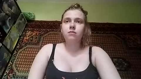 kikibang_ online show from June 1, 2026, 10:06 am