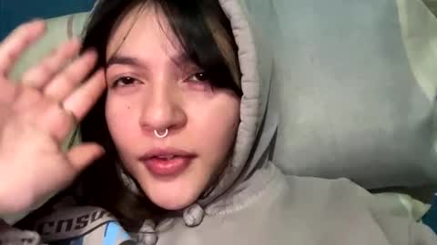 kikilove15 online show from May 8, 2026, 11:54 pm