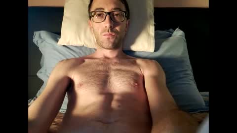 Snapshot of killua1993 chatting on October 3, 2025, 1:52 pm kingstoned online show from October 3, 2025, 1:52 pm