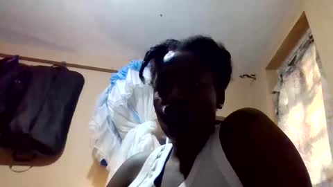 lolo online show from December 22, 2025, 7:38 am