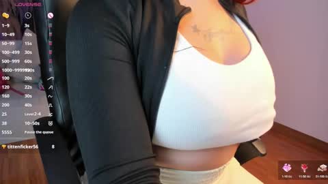 Snapshot of kim_brown_ chatting on March 15, 2026, 11:49 am Kim online show from March 15, 2026, 11:49 am