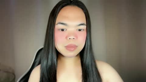 KYLIE online show from December 19, 2025, 5:14 am