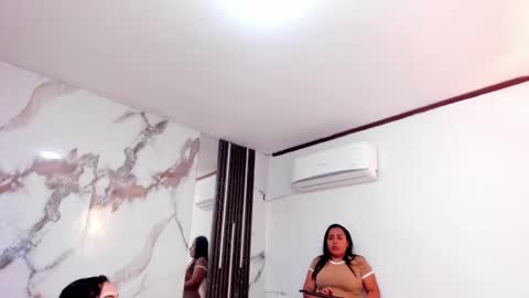 K I M online show from September 30, 2025, 11:59 am