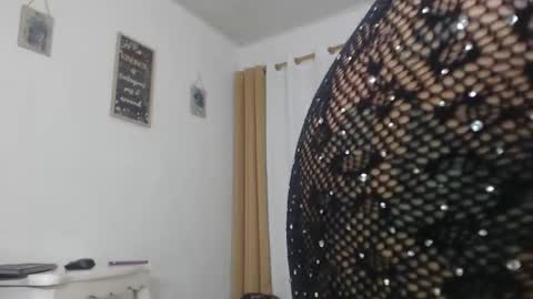 kim online show from November 25, 2025, 5:07 am