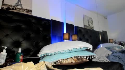 Kim Marquez online show from March 1, 2026, 7:16 pm