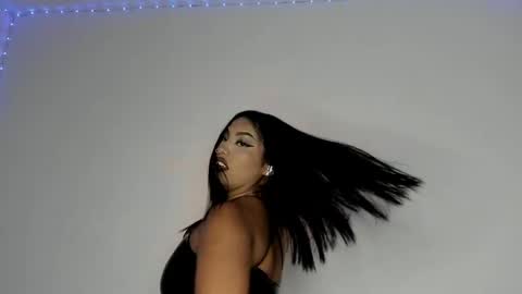 kim_mouth17 online show from May 14, 2026, 3:13 am