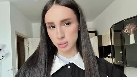 Kim Oberlin online show from February 24, 2026, 12:58 pm