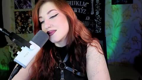 Hi Im Kimberly but u can call me Kim. Turn on ur sound i love to talk and moan online show from November 13, 2025, 5:50 am