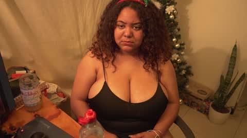 Snapshot of kim_sweets chatting on December 7, 2024, 3:36 am Maria online show from December 7, 2024, 3:36 am