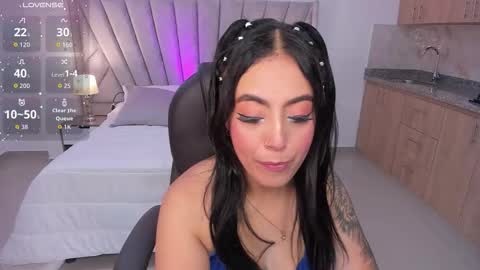 kim online show from November 10, 2025, 11:09 am