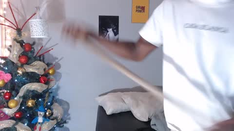 Kim  Yuk online show from December 31, 2024, 2:19 am