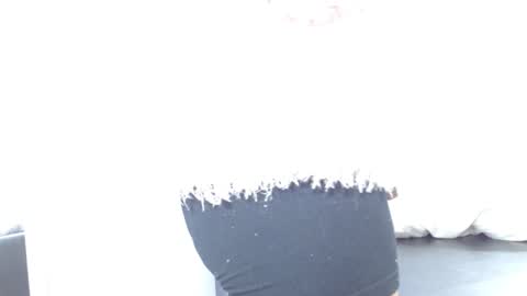 Kim  Yuk online show from February 8, 2025, 2:15 am