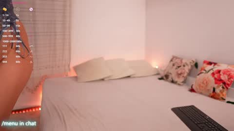 Kim online show from November 7, 2025, 1:16 am