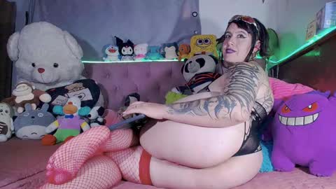 Snapshot of kimberkiss_19_ chatting on October 29, 2025, 3:58 pm vivi independent model online show from October 29, 2025, 3:58 pm