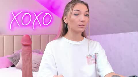 Snapshot of kimberlly_smith chatting on October 9, 2025, 1:47 am kimberlly_smith online show from October 9, 2025, 1:47 am