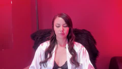 Kim online show from October 28, 2025, 5:44 am