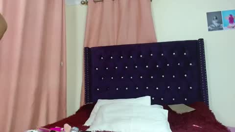 kimberly_blaze online show from February 7, 2025, 7:27 pm