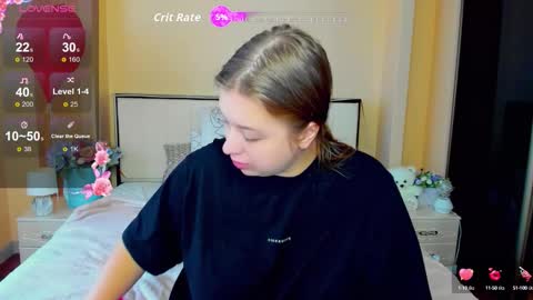 kimberly_mmm online show from October 5, 2025, 6:12 am