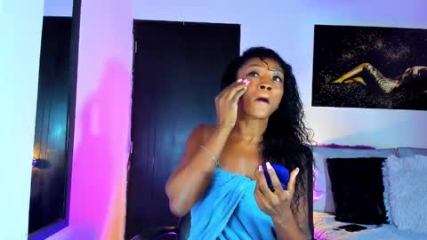 Kimberly Banks online show from January 12, 2025, 10:02 am