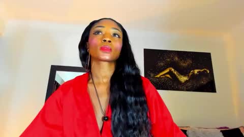 Kimberly Banks online show from November 19, 2025, 10:04 am