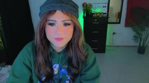 Snapshot of kimberlygati2 chatting on October 25, 2025, 2:52 am Kimberly Polizzi online show from October 25, 2025, 2:52 am