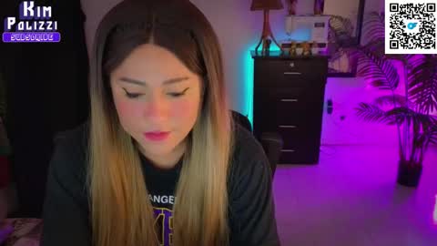 Snapshot of kimberlygati2 chatting on December 17, 2025, 5:30 pm Kimberly Polizzi online show from December 17, 2025, 5:30 pm