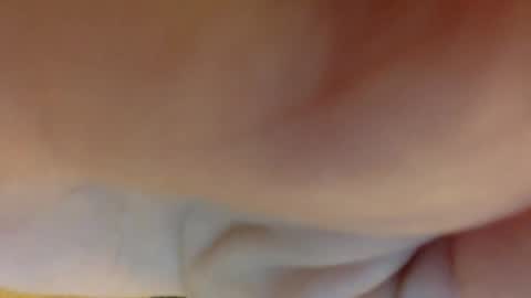 KimberlyLynn online show from November 12, 2025, 9:42 am