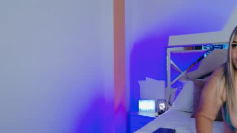 Snapshot of kimbrookss chatting on February 25, 2026, 8:40 pm KimBrooks online show from February 25, 2026, 8:40 pm