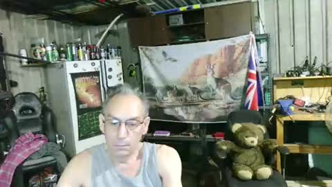 Snapshot of kimintheshed chatting on April 10, 2026, 11:04 am kimintheshed online show from April 10, 2026, 11:04 am