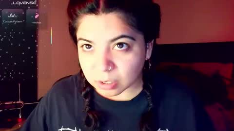 Kimmi online show from December 4, 2025, 4:33 am