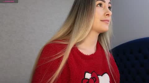 Snapshot of kimmie_ chatting on March 12, 2025, 6:55 pm Kimmie online show from March 12, 2025, 6:55 pm