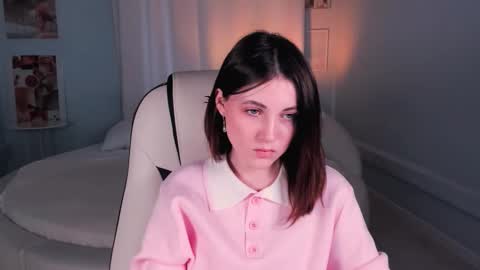 Snapshot of kimmie_shine chatting on February 5, 2026, 11:26 am Your Kimmie follow me online show from February 5, 2026, 11:26 am