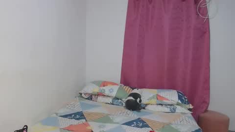 Snapshot of kimmy94192 chatting on January 11, 2025, 11:45 am kimmy94192 online show from January 11, 2025, 11:45 am