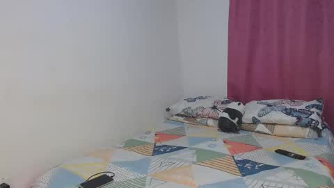 Snapshot of kimmy94192 chatting on January 22, 2025, 8:51 am kimmy94192 online show from January 22, 2025, 8:51 am