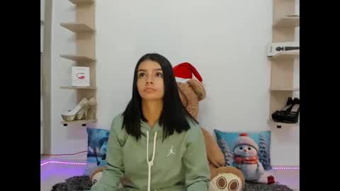 kimmy_montiell online show from December 3, 2025, 11:52 am