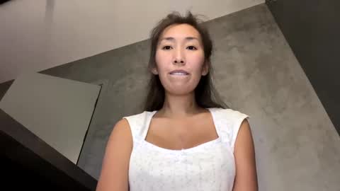Snapshot of kimmy_sunn chatting on December 23, 2024, 3:23 pm Kimmy online show from December 23, 2024, 3:23 pm