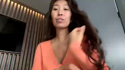 Snapshot of kimmy_sunn chatting on January 6, 2025, 12:02 pm Kimmy online show from January 6, 2025, 12:02 pm