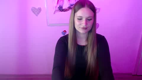 kimplz online show from September 18, 2025, 2:19 pm