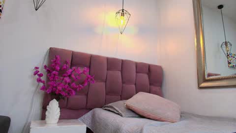 kimvery online show from April 14, 2026, 8:26 pm