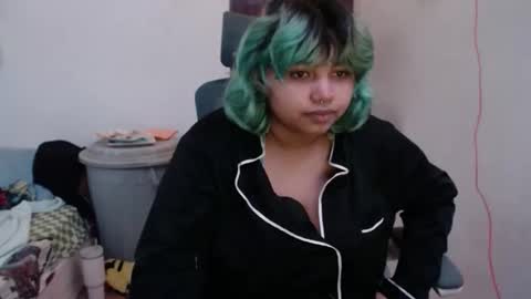 Snapshot of kimy_1 chatting on June 11, 2026, 12:32 am kimy online show from June 11, 2026, 12:32 am