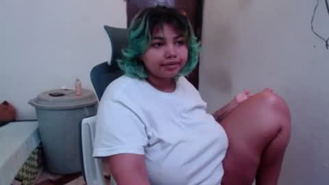 Snapshot of kimy_1 chatting on June 15, 2026, 7:38 pm kimy online show from June 15, 2026, 7:38 pm