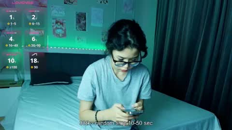 Snapshot of kimy_jina chatting on December 18, 2025, 3:23 am Kimi online show from December 18, 2025, 3:23 am