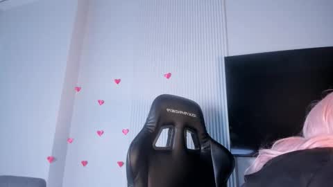 Snapshot of kimy_jina chatting on February 18, 2026, 3:13 am Kimi online show from February 18, 2026, 3:13 am