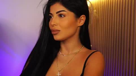 Andreea online show from September 18, 2025, 9:17 pm