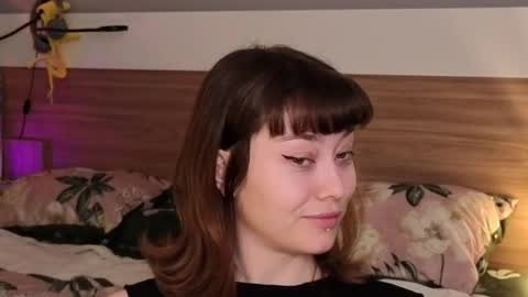 kina_ka online show from December 23, 2025, 5:16 am